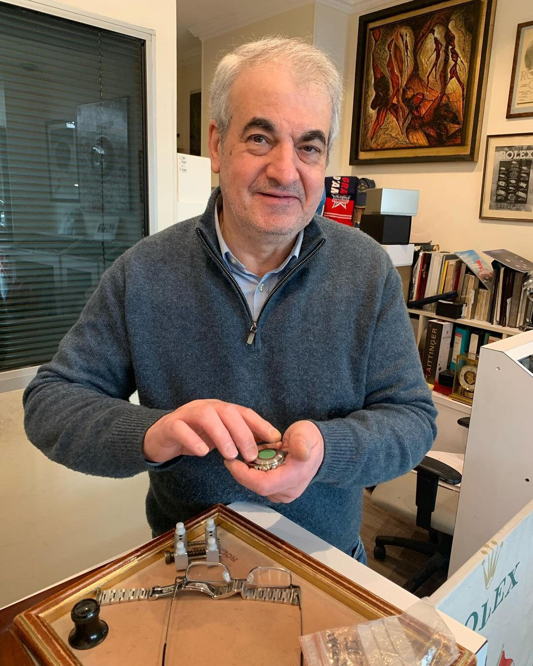 Mike Dabbaghian Gérant Euro Art & Collection montres anciennes Paris Rolex vintage best vintage watches in Paris since 1991